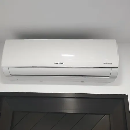 Apartamento Sofia 3 酒店 阿罗纳