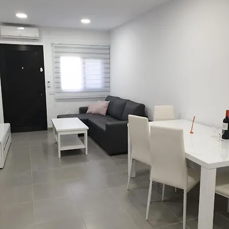 Apartamento Sofia 3 酒店 阿罗纳