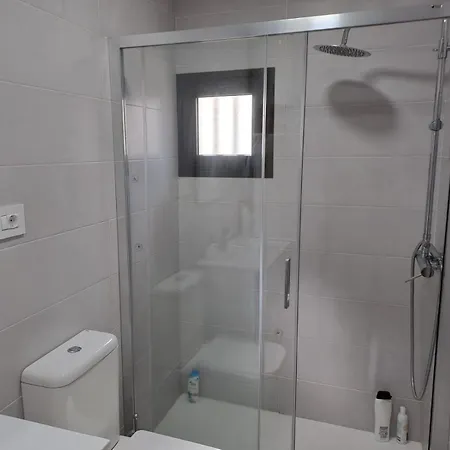 מלון Apartamento Sofia 3 *